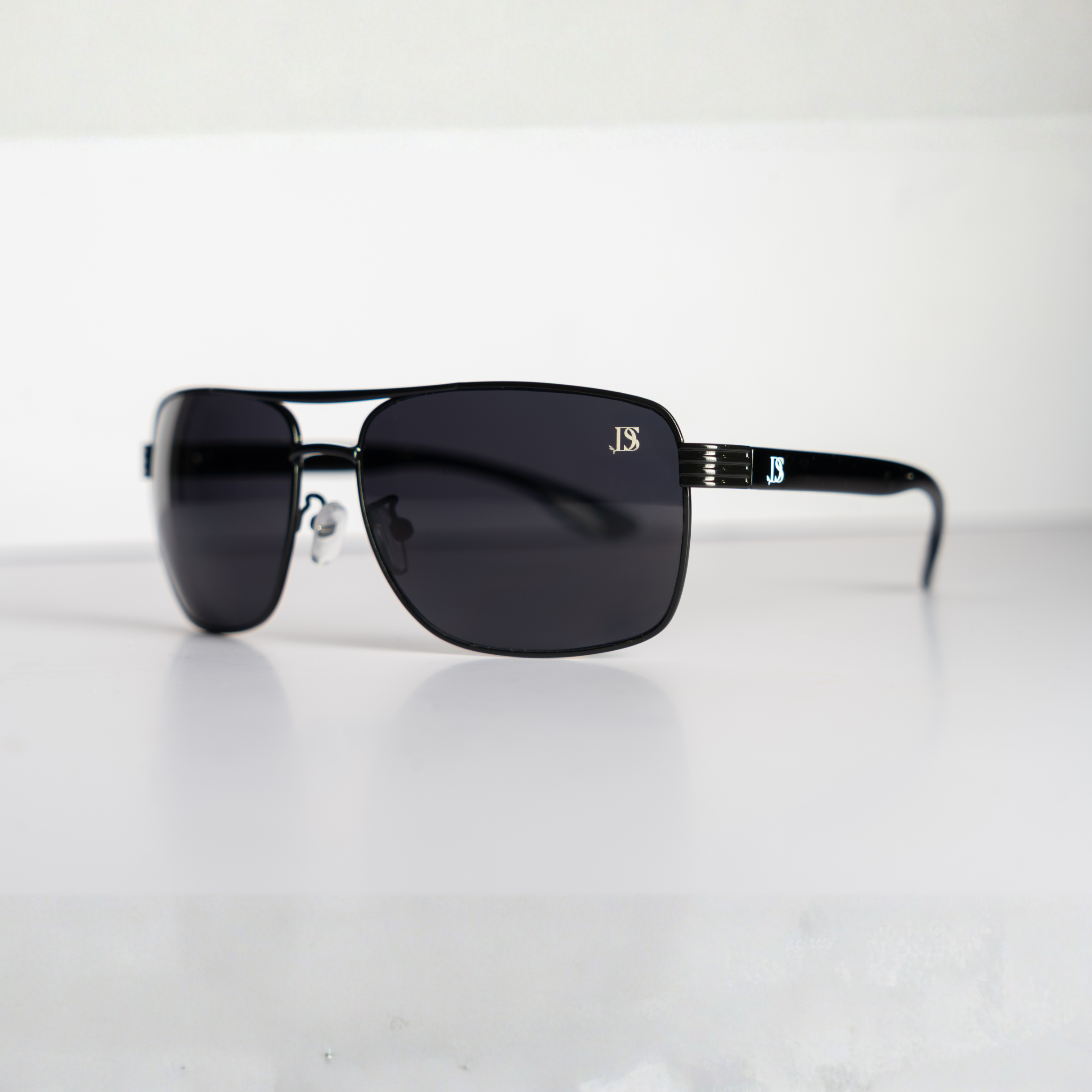 DS Black Classic Aviator Square Sunglasses